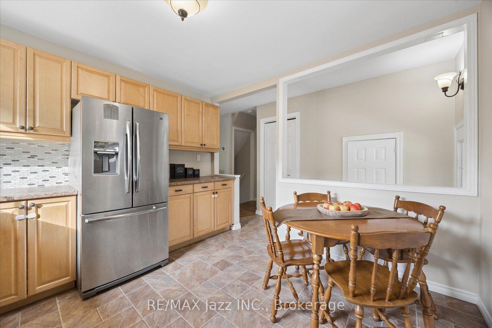 Photo 8 of 419 Maplewood Drive, Oshawa, O'Neill — HOMEH