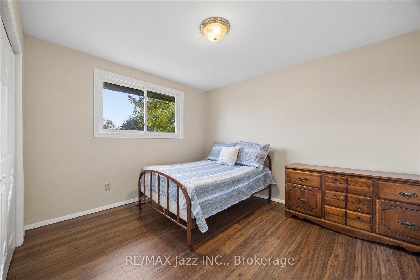 Photo 14 of 419 Maplewood Drive, Oshawa, O'Neill — HOMEH