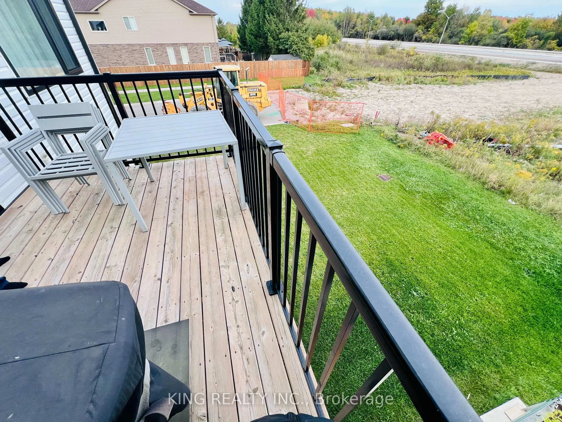 Photo 14 of 4302 Lismer Lane, London, South W — HOMEH