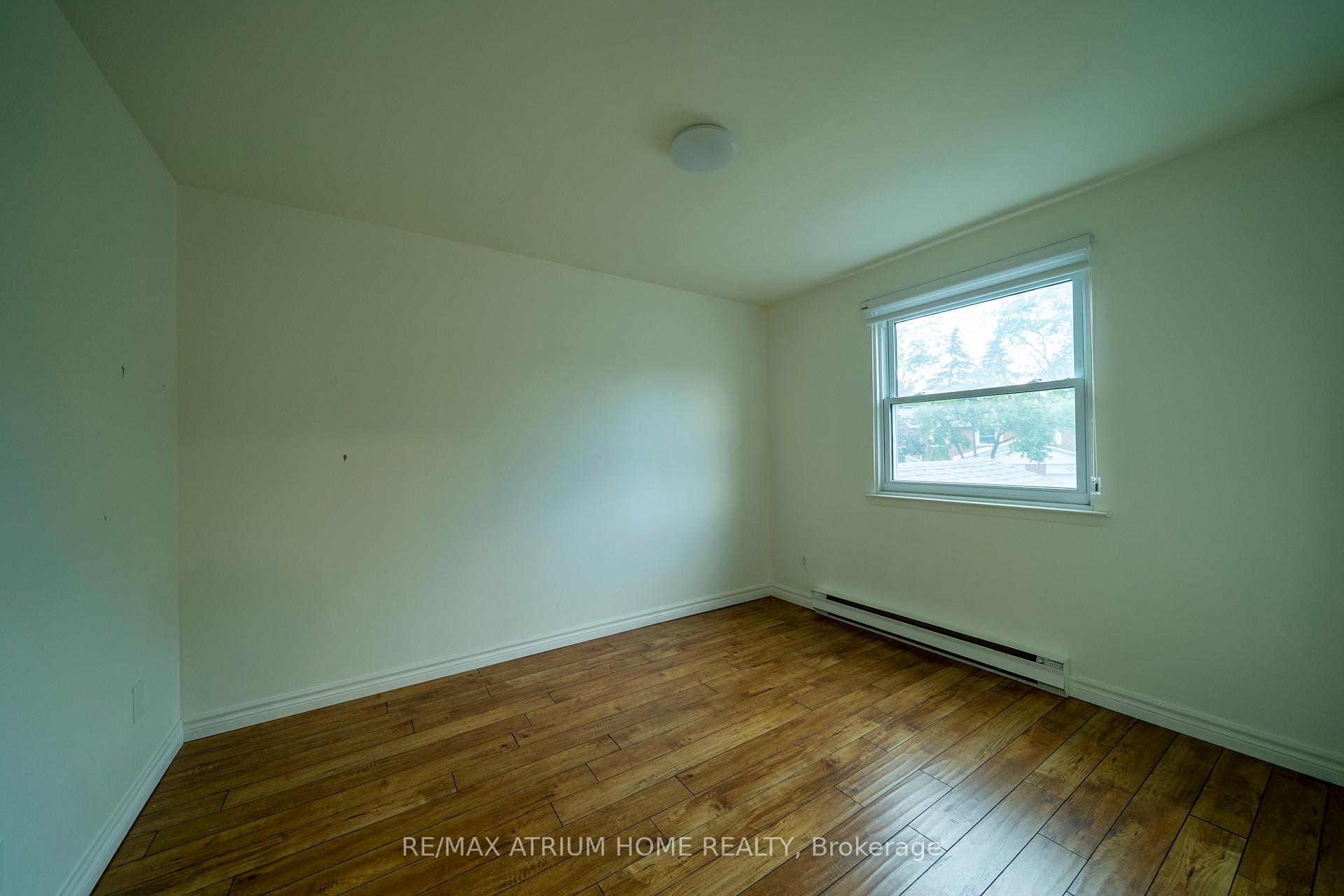 Photo 7 of 38 Reith Way, Markham, Aileen-Willowbrook — HOMEH