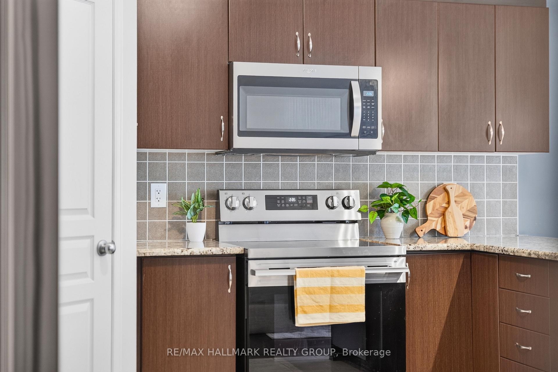 Photo 18 of 678 Percifor Way, Ottawa, Mer Bleue/Bradley Estates/Anderson Park — HOMEH