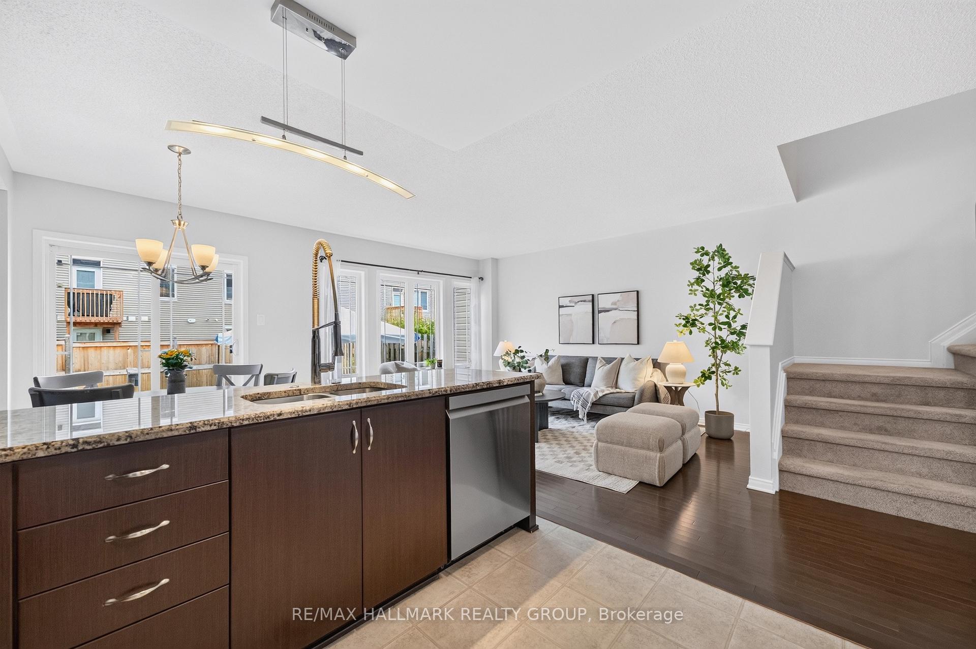 Photo 21 of 678 Percifor Way, Ottawa, Mer Bleue/Bradley Estates/Anderson Park — HOMEH