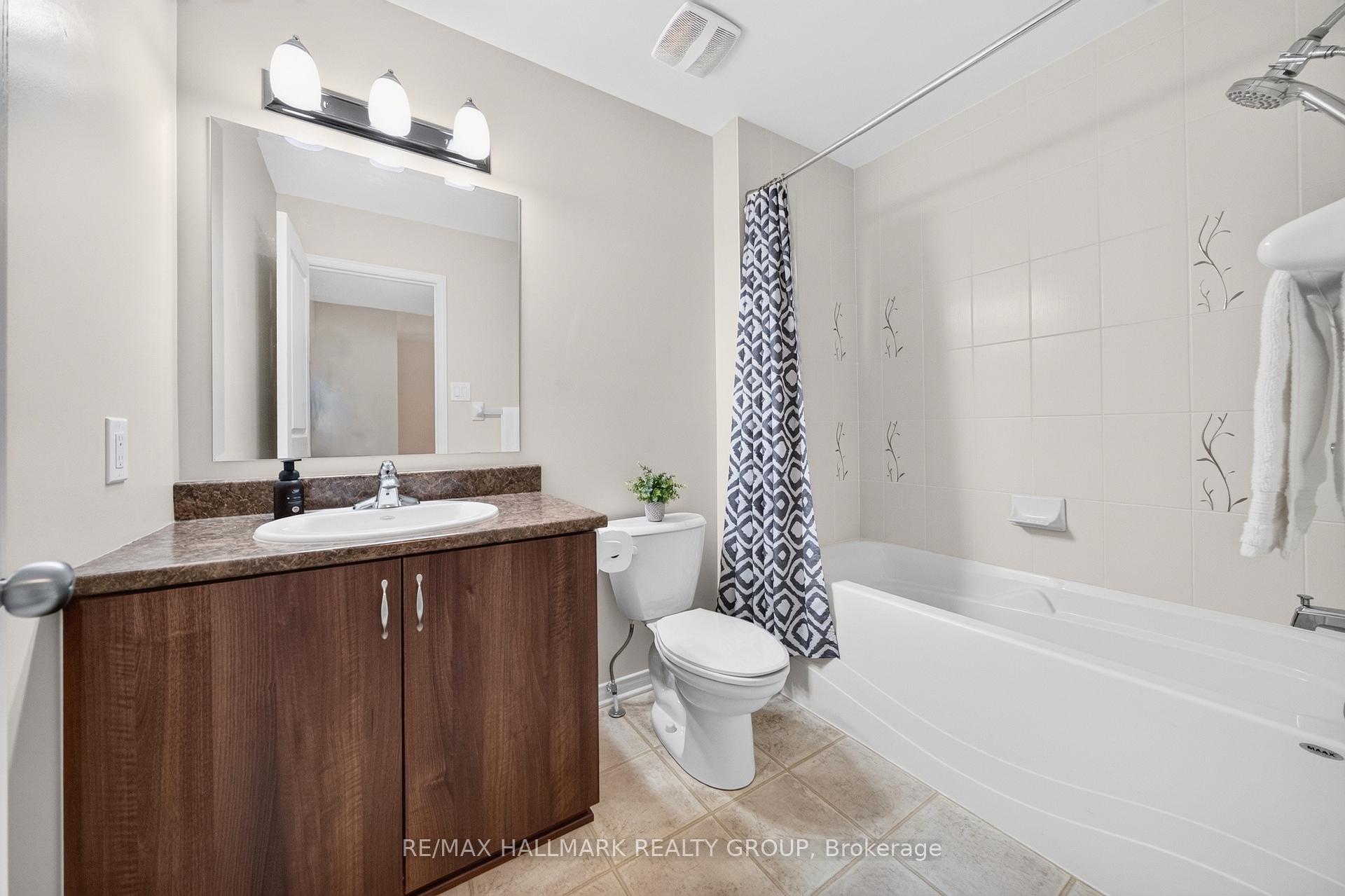 Photo 36 of 678 Percifor Way, Ottawa, Mer Bleue/Bradley Estates/Anderson Park — HOMEH