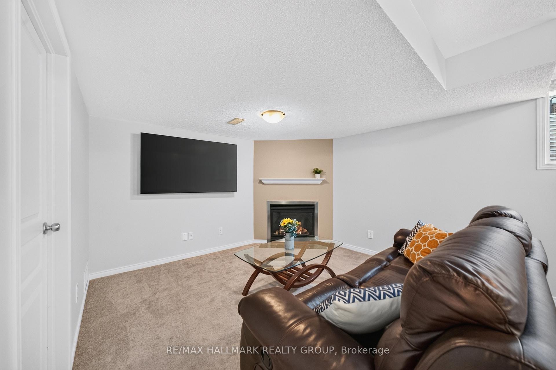 Photo 39 of 678 Percifor Way, Ottawa, Mer Bleue/Bradley Estates/Anderson Park — HOMEH