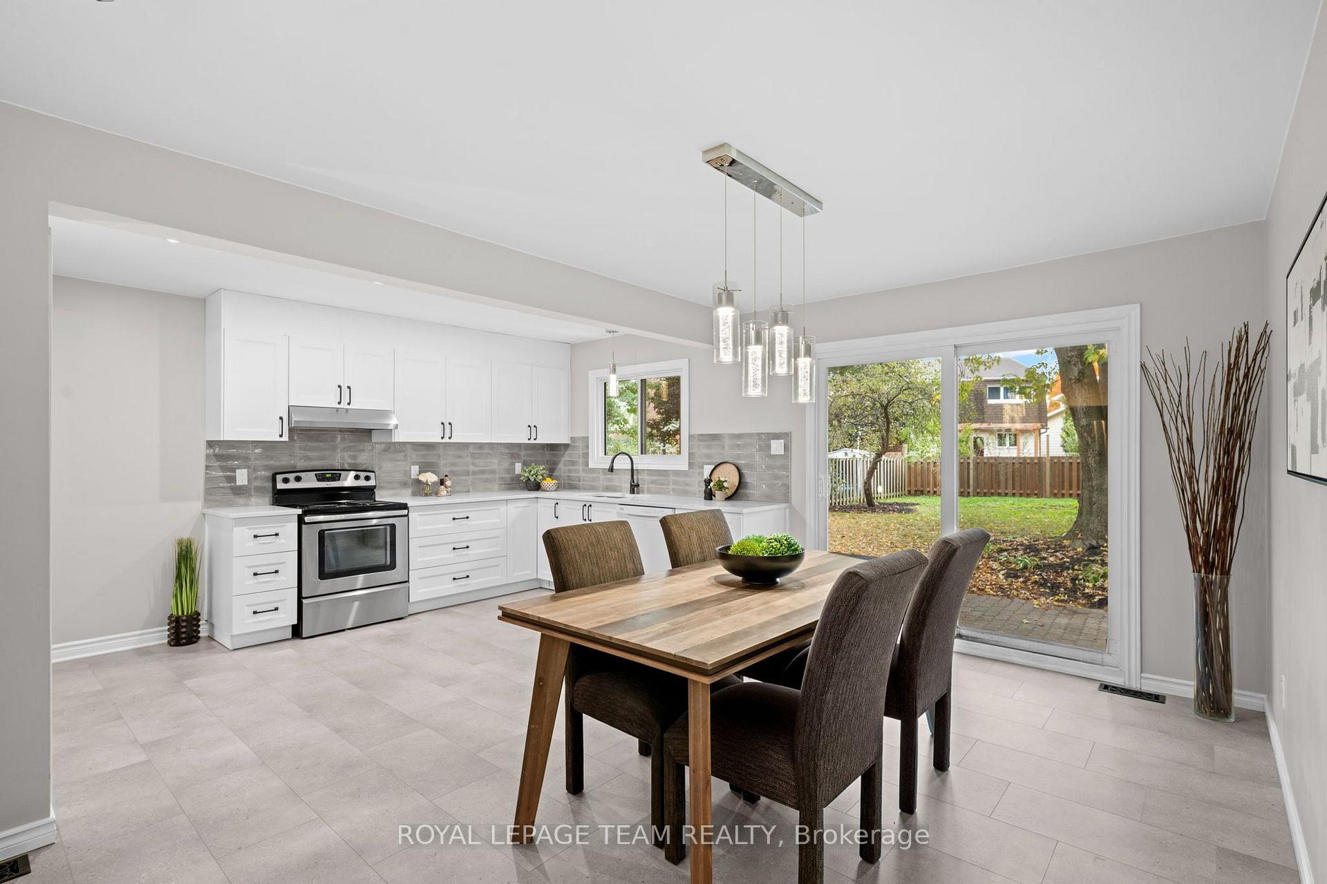 Photo 16 of 3424 Mccarthy Road, Ottawa, Hunt Club — HOMEH