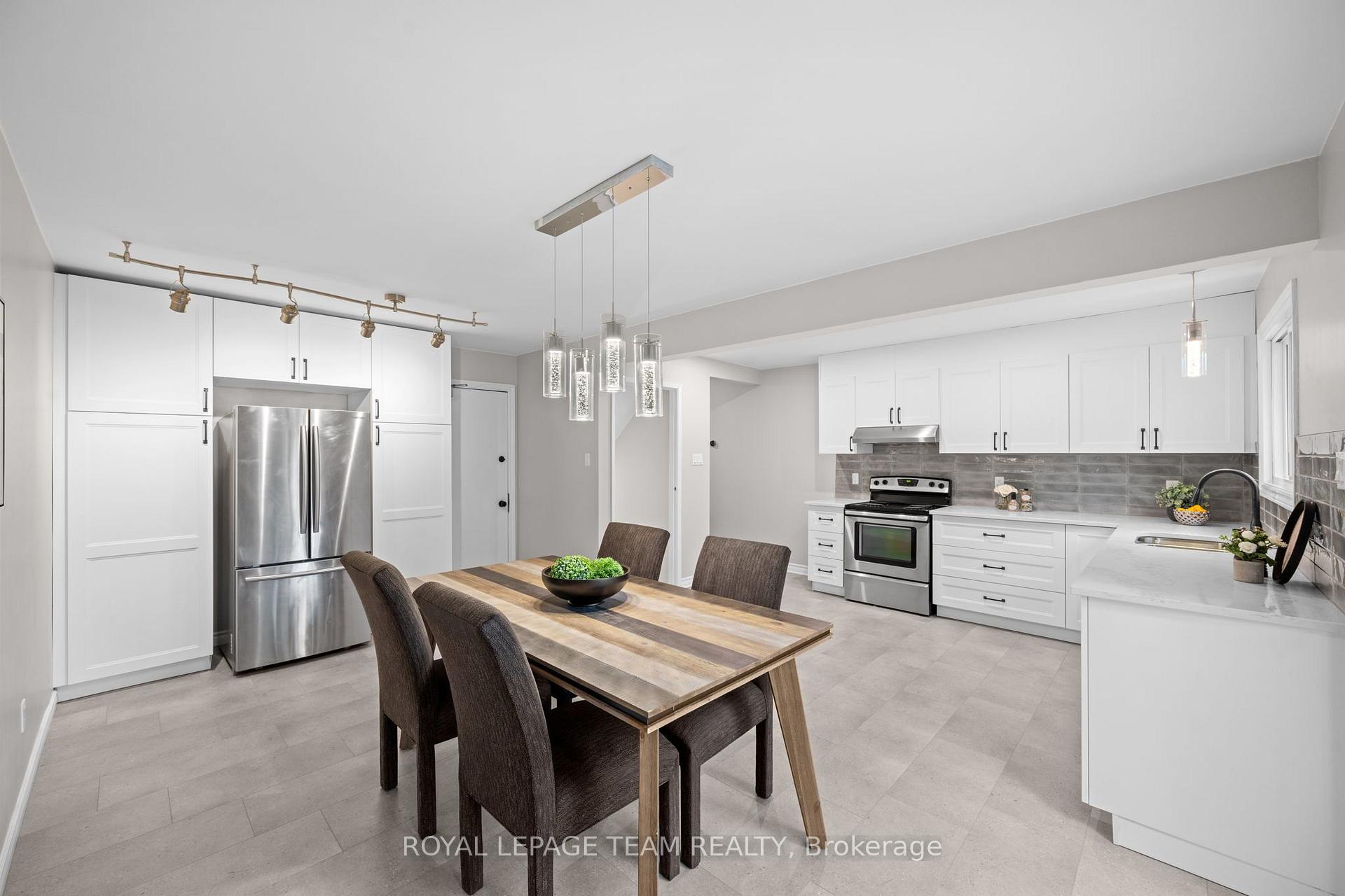 Photo 17 of 3424 Mccarthy Road, Ottawa, Hunt Club — HOMEH