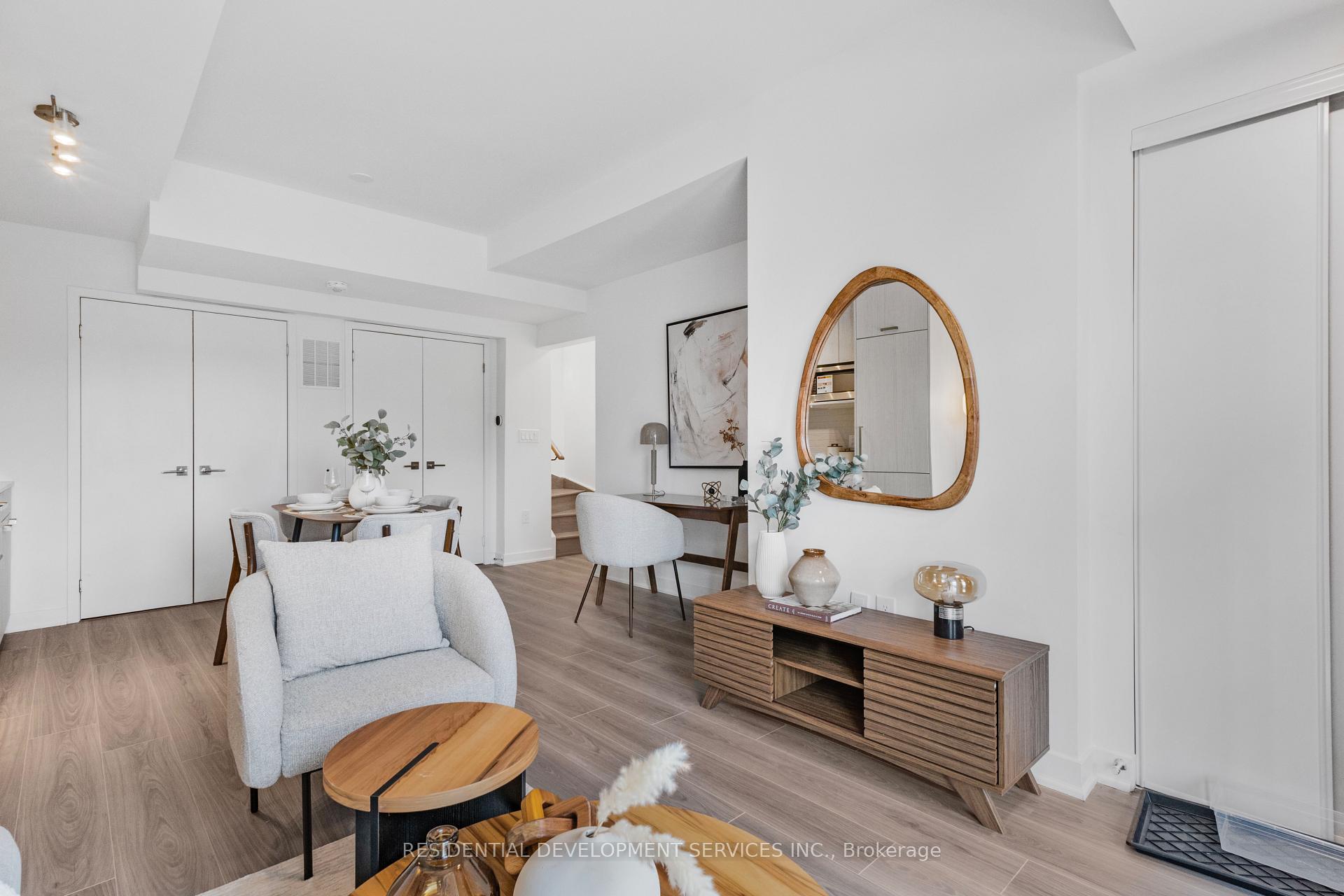 Photo 2 of Unit 142, 69 Curlew Drive, North York, Parkwoods-Donalda — HOMEH