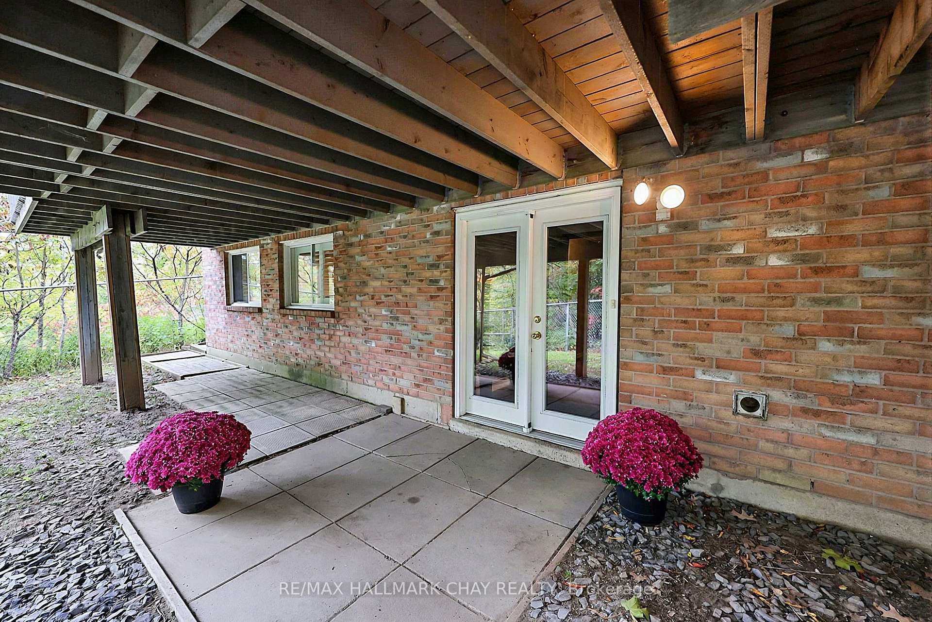 Photo 23 of 87 McVeigh Drive, Barrie, Northwest — HOMEH
