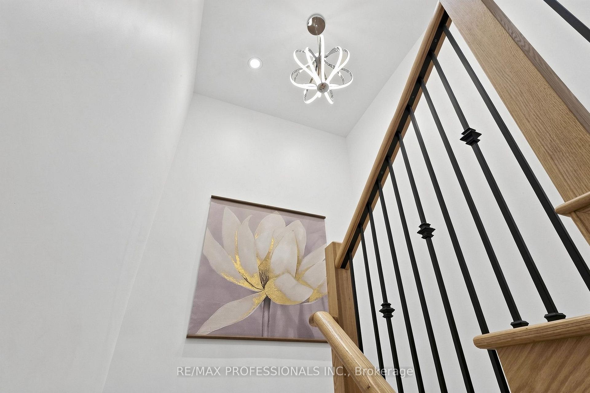 Photo 17 of 1450 Davis Loop, Innisfil, Lefroy — HOMEH