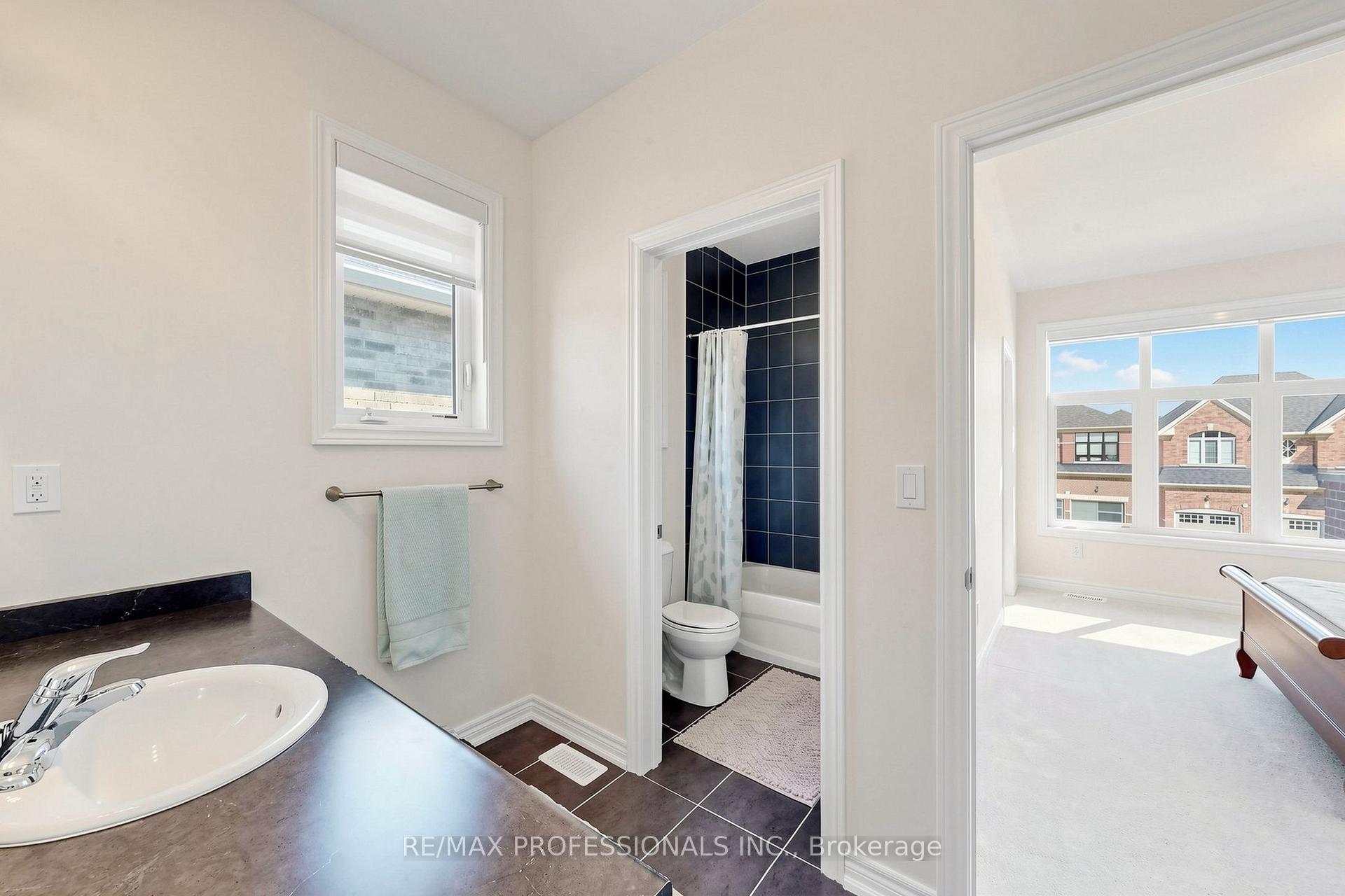Photo 22 of 1450 Davis Loop, Innisfil, Lefroy — HOMEH