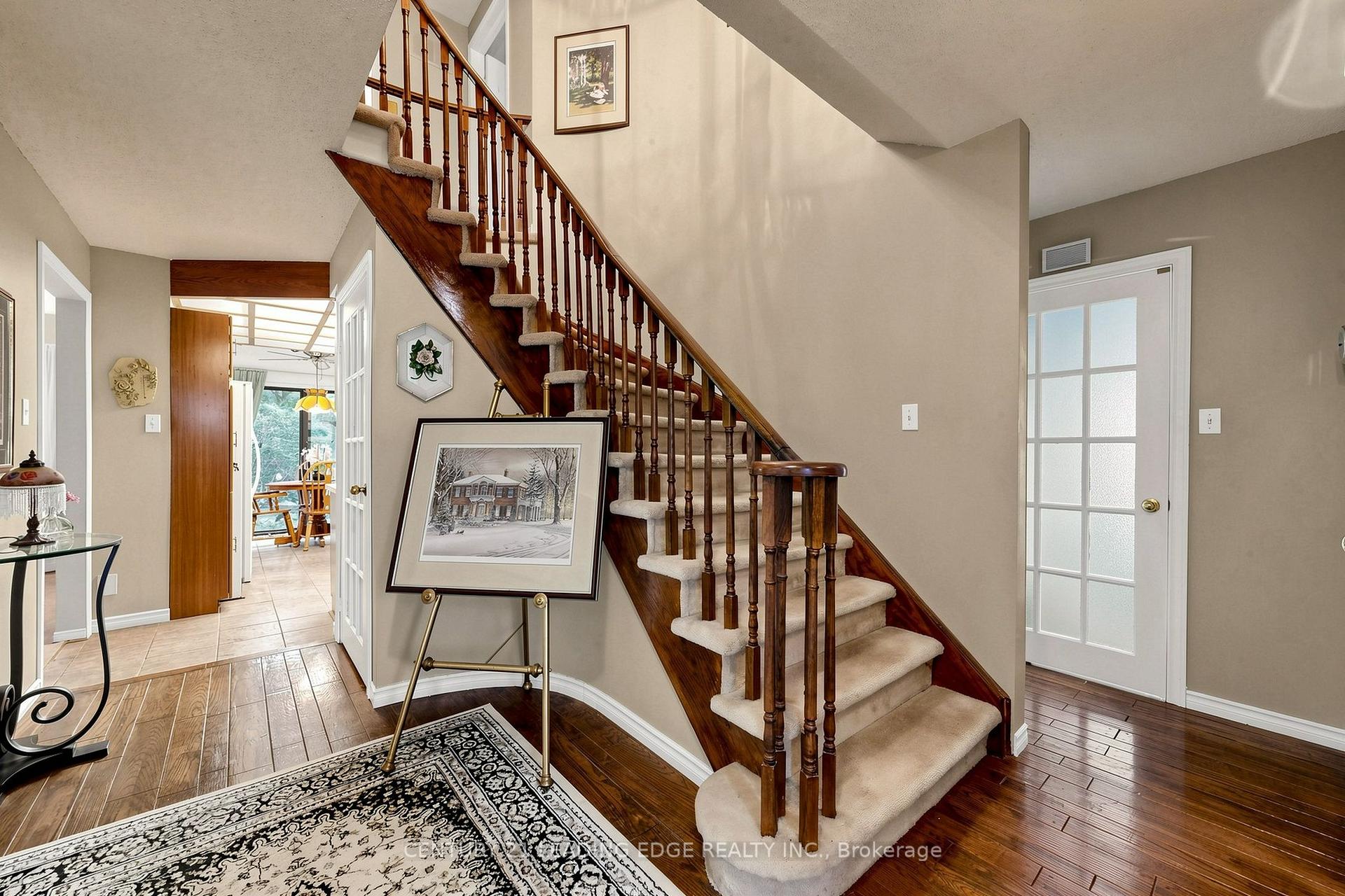 Photo 3 of 76 Tilman Circle, Markham, Markham Village — HOMEH