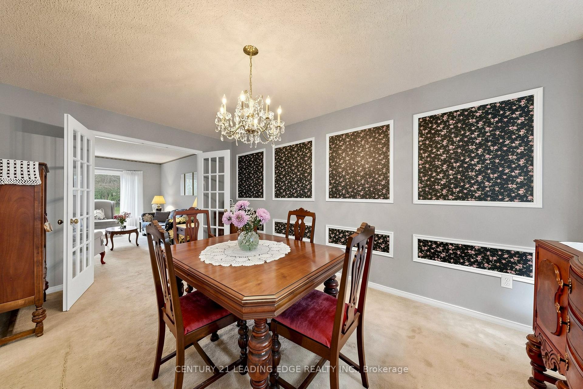 Photo 8 of 76 Tilman Circle, Markham, Markham Village — HOMEH