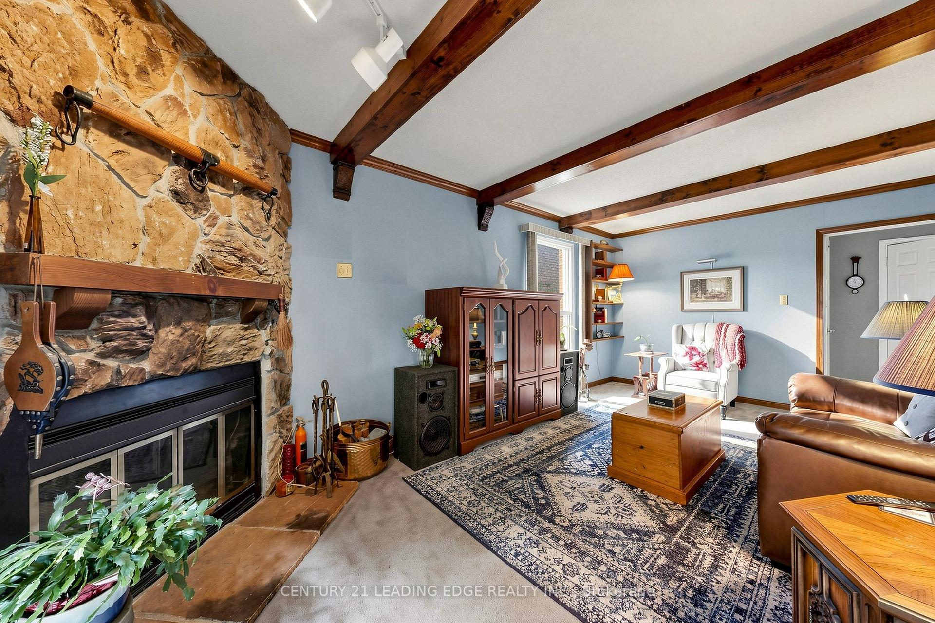 Photo 12 of 76 Tilman Circle, Markham, Markham Village — HOMEH
