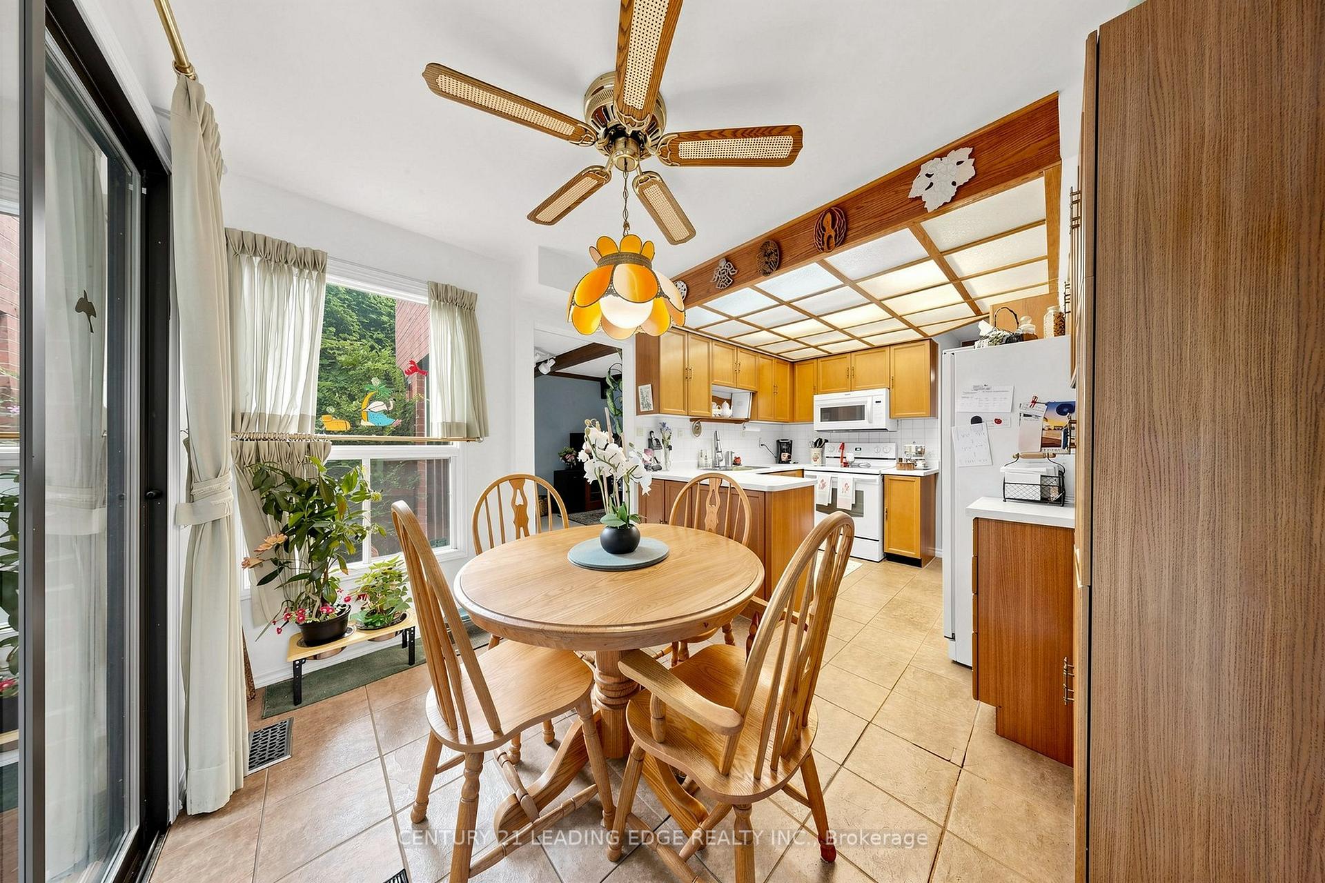 Photo 19 of 76 Tilman Circle, Markham, Markham Village — HOMEH