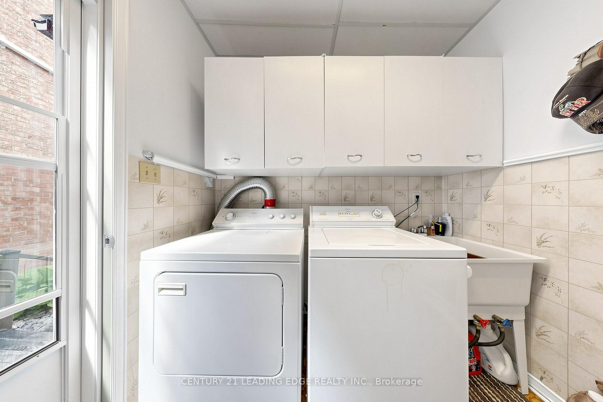 Photo 22 of 76 Tilman Circle, Markham, Markham Village — HOMEH