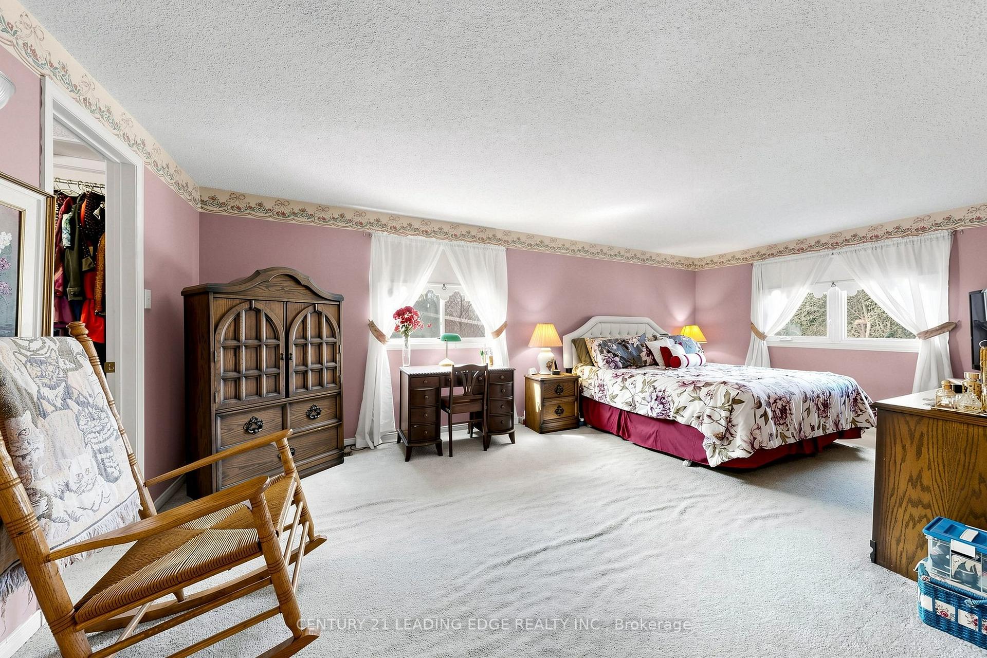 Photo 25 of 76 Tilman Circle, Markham, Markham Village — HOMEH
