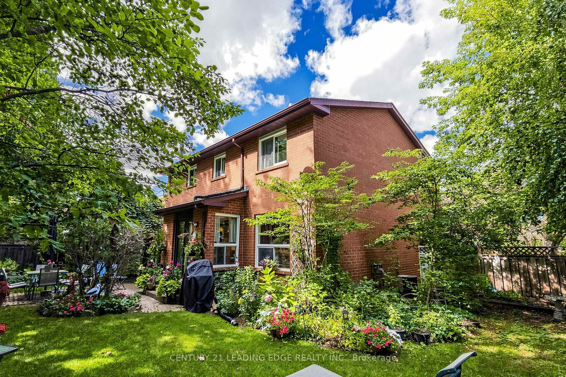 Photo 42 of 76 Tilman Circle, Markham, Markham Village — HOMEH