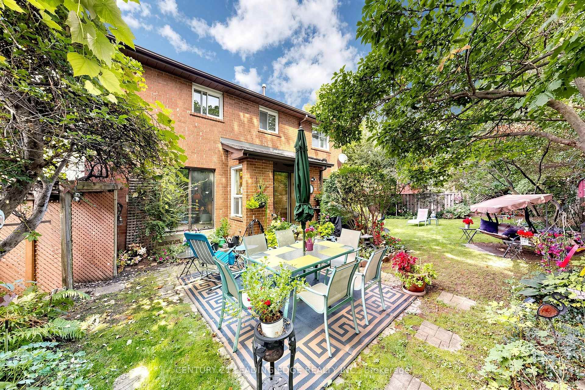 Photo 45 of 76 Tilman Circle, Markham, Markham Village — HOMEH