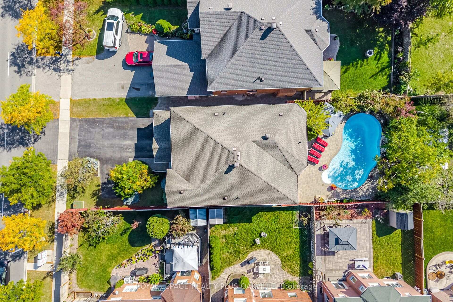 Photo 7 of 5892 Glen Erin Drive, Mississauga, Central Erin Mills — HOMEH