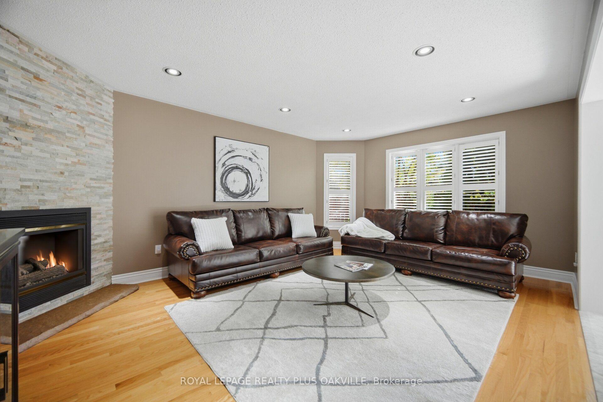 Photo 22 of 5892 Glen Erin Drive, Mississauga, Central Erin Mills — HOMEH