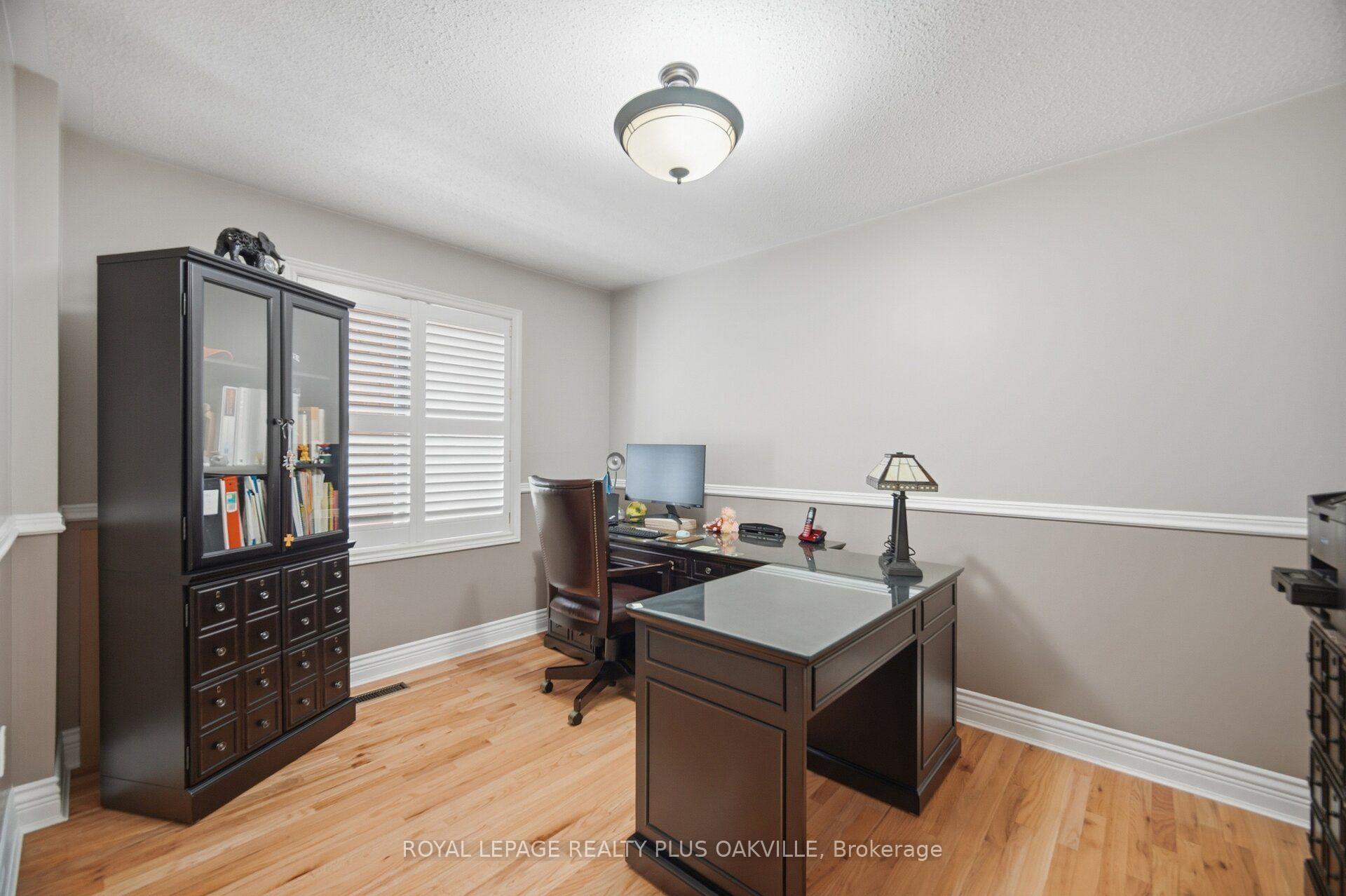 Photo 25 of 5892 Glen Erin Drive, Mississauga, Central Erin Mills — HOMEH