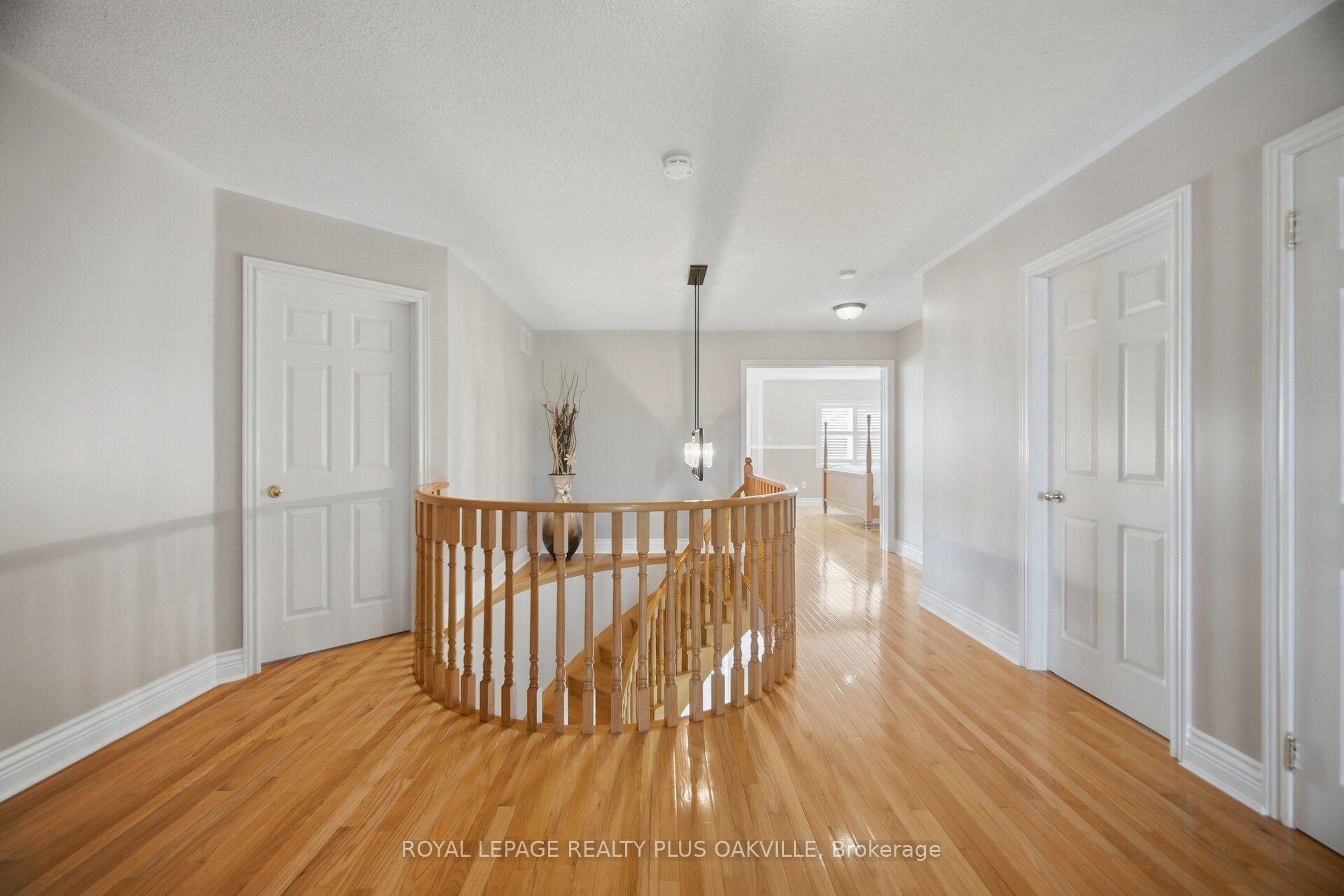 Photo 27 of 5892 Glen Erin Drive, Mississauga, Central Erin Mills — HOMEH