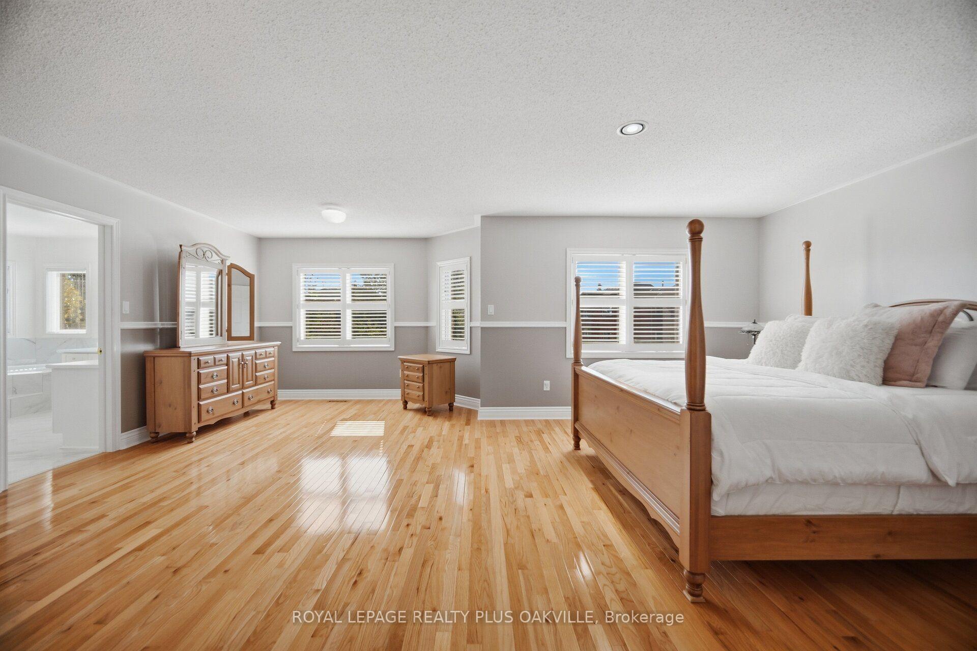 Photo 28 of 5892 Glen Erin Drive, Mississauga, Central Erin Mills — HOMEH