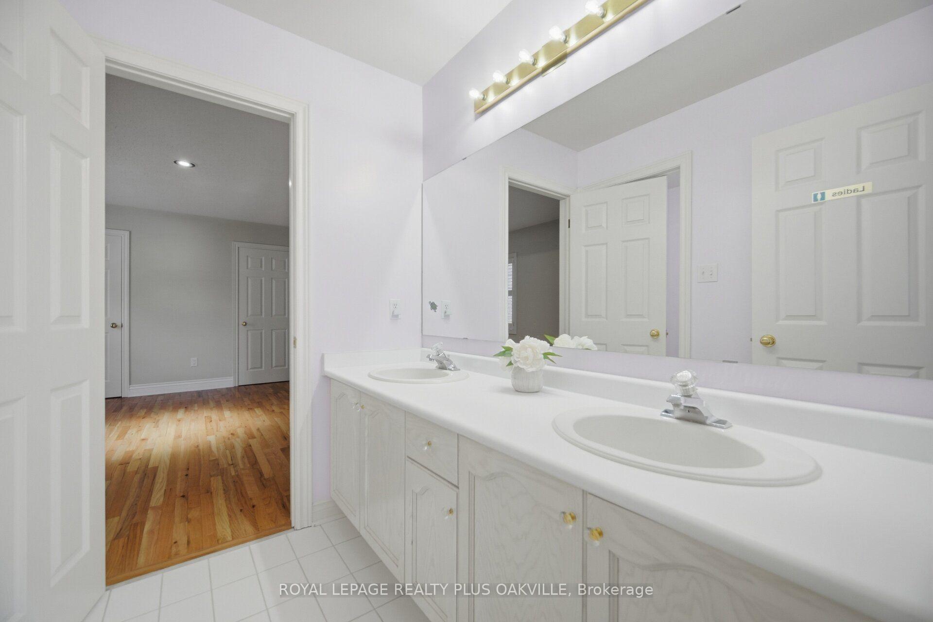 Photo 31 of 5892 Glen Erin Drive, Mississauga, Central Erin Mills — HOMEH