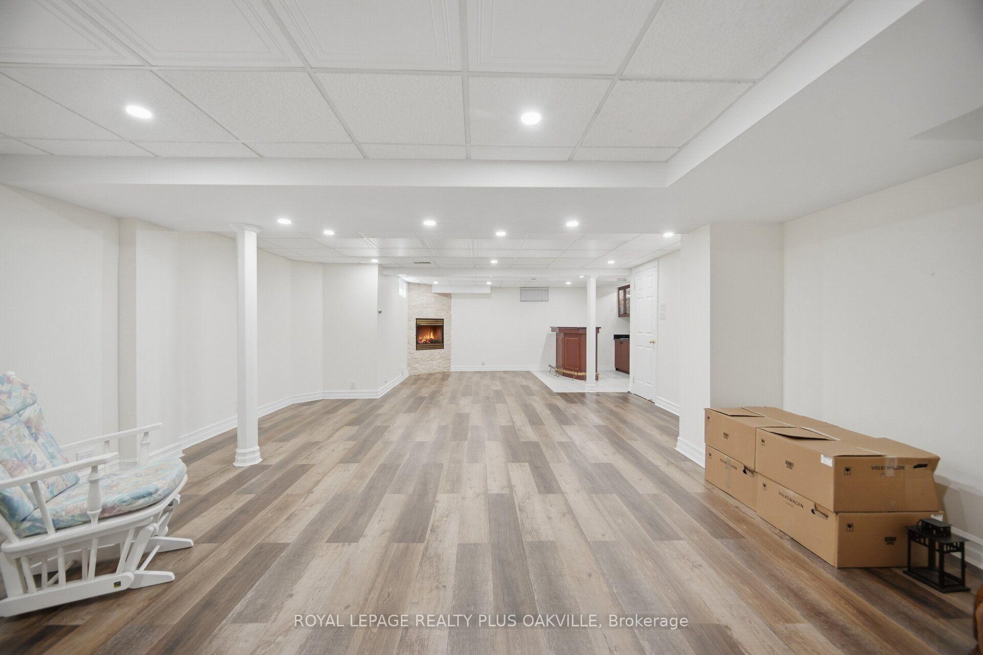 Photo 36 of 5892 Glen Erin Drive, Mississauga, Central Erin Mills — HOMEH