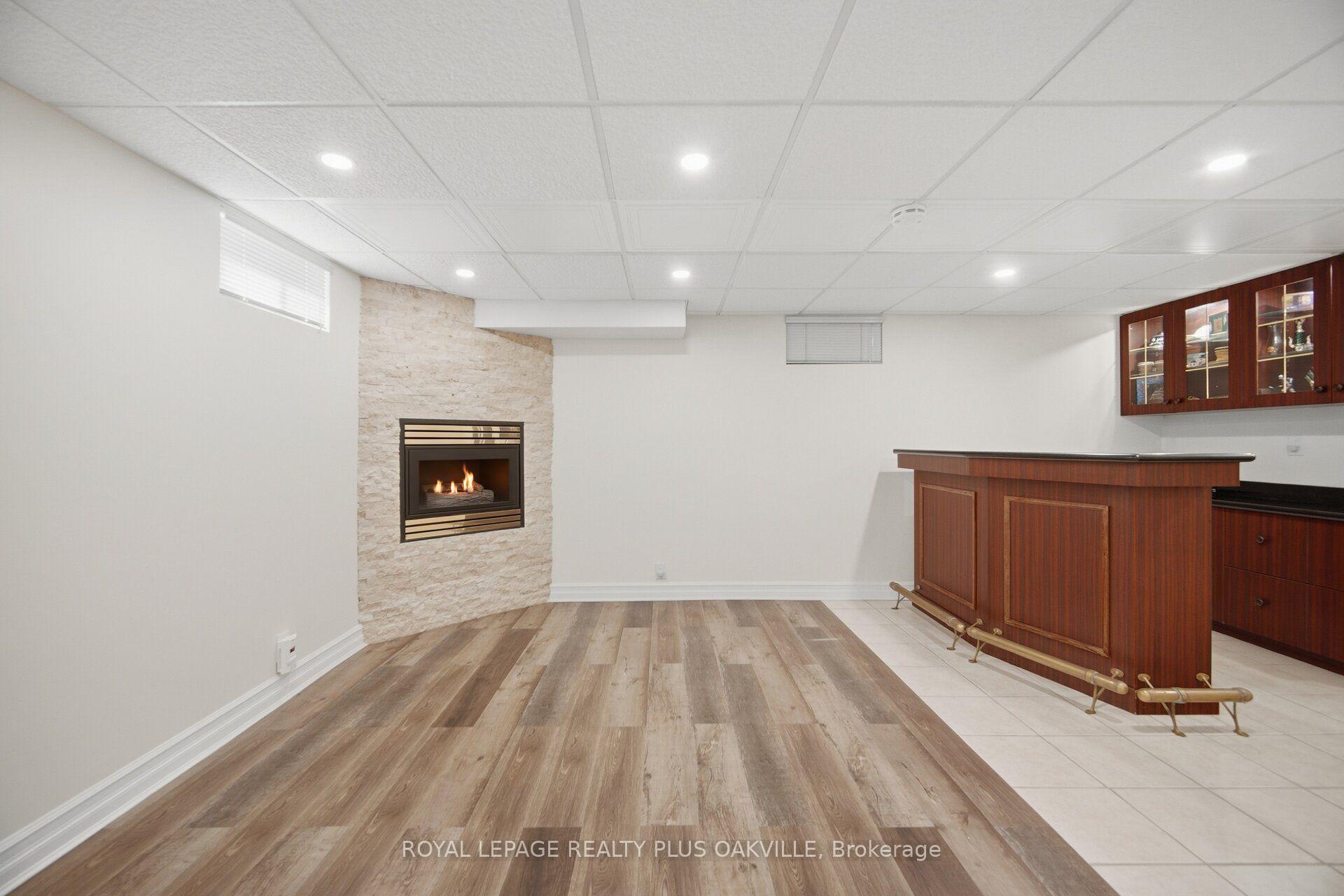 Photo 37 of 5892 Glen Erin Drive, Mississauga, Central Erin Mills — HOMEH