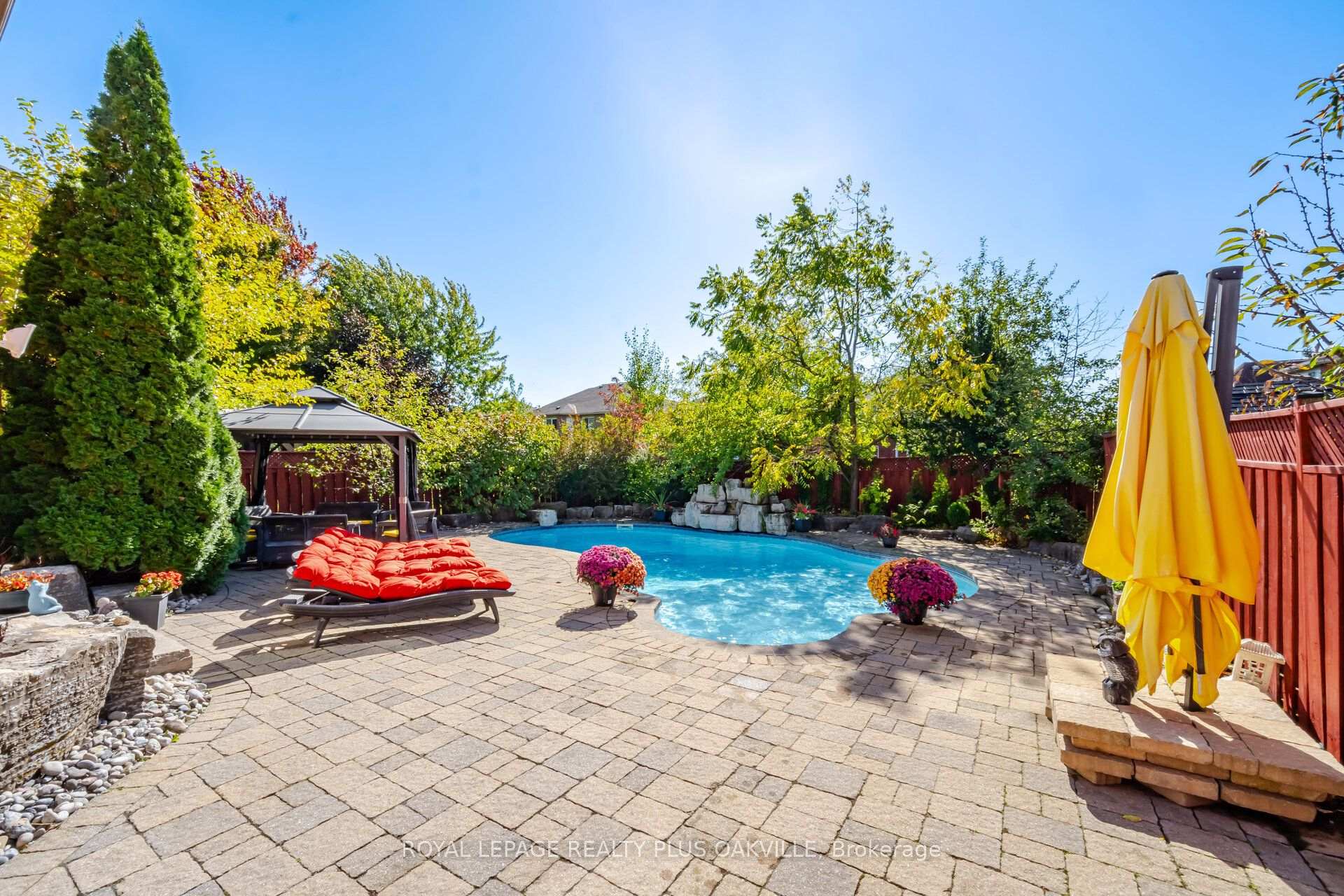 Photo 42 of 5892 Glen Erin Drive, Mississauga, Central Erin Mills — HOMEH