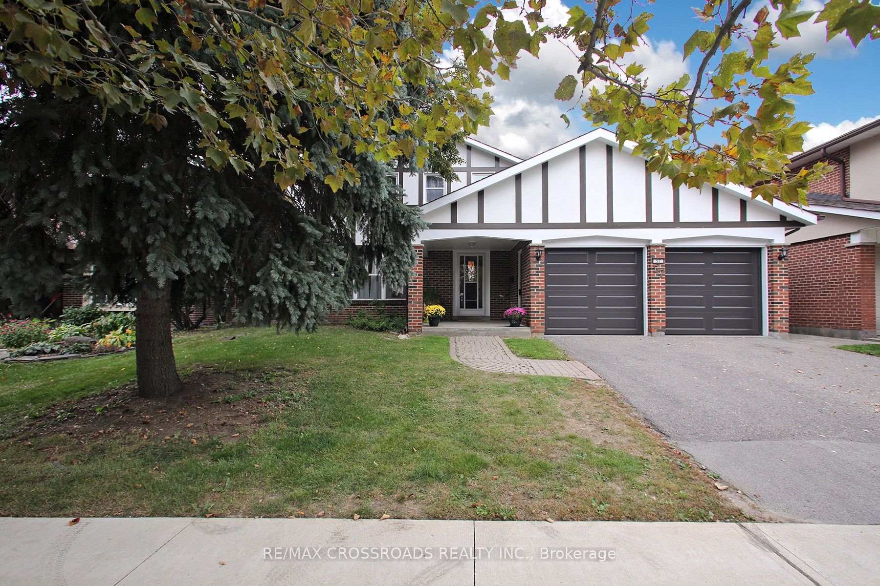 Photo 2 of 57 Kimberdale Crescent, Scarborough, L'Amoreaux — HOMEH