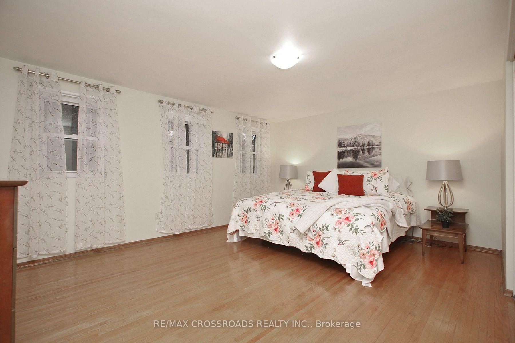 Photo 17 of 57 Kimberdale Crescent, Scarborough, L'Amoreaux — HOMEH