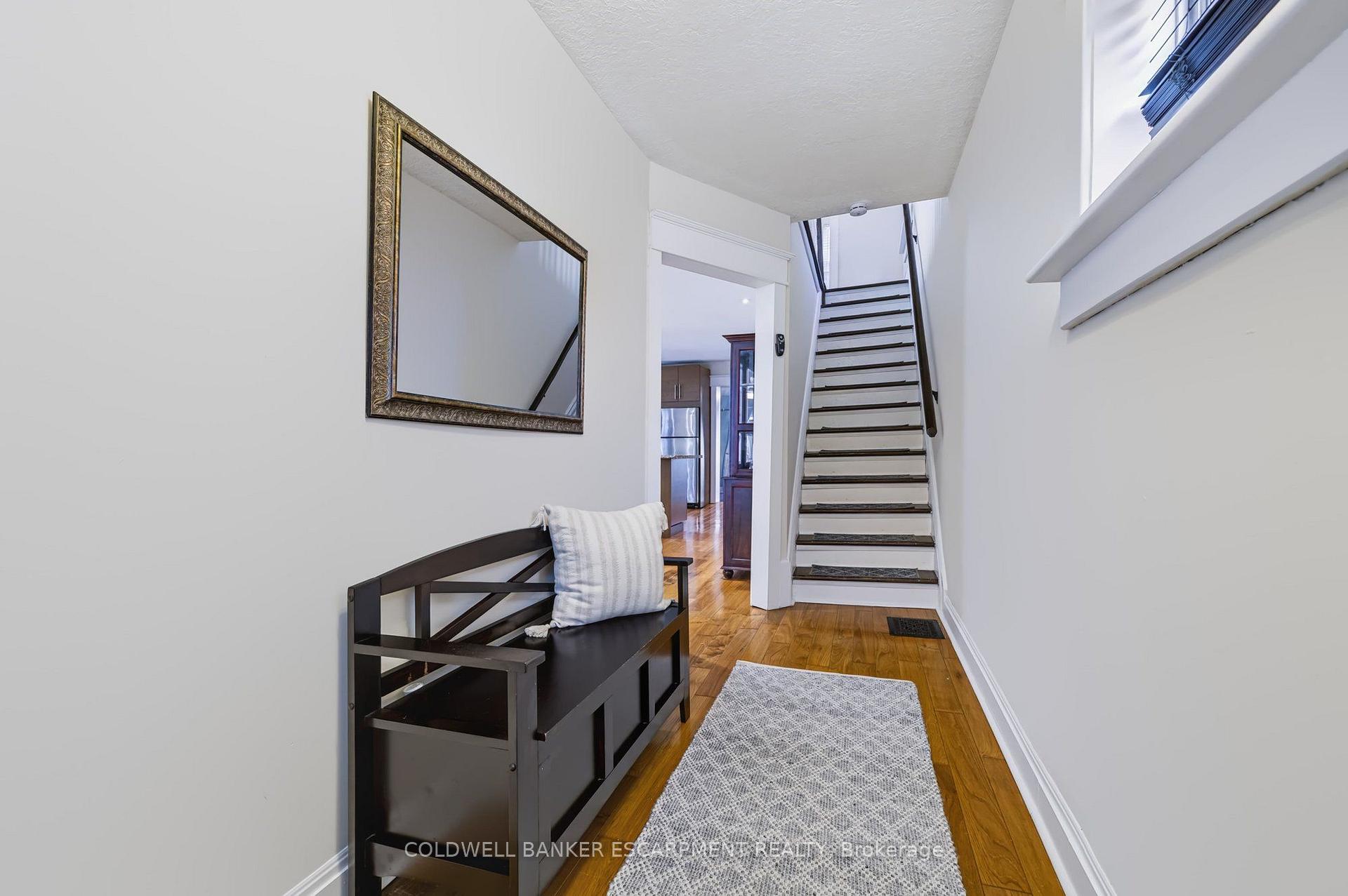 Photo 7 of 18 Lowrey Avenue N, Cambridge, East Galt — HOMEH