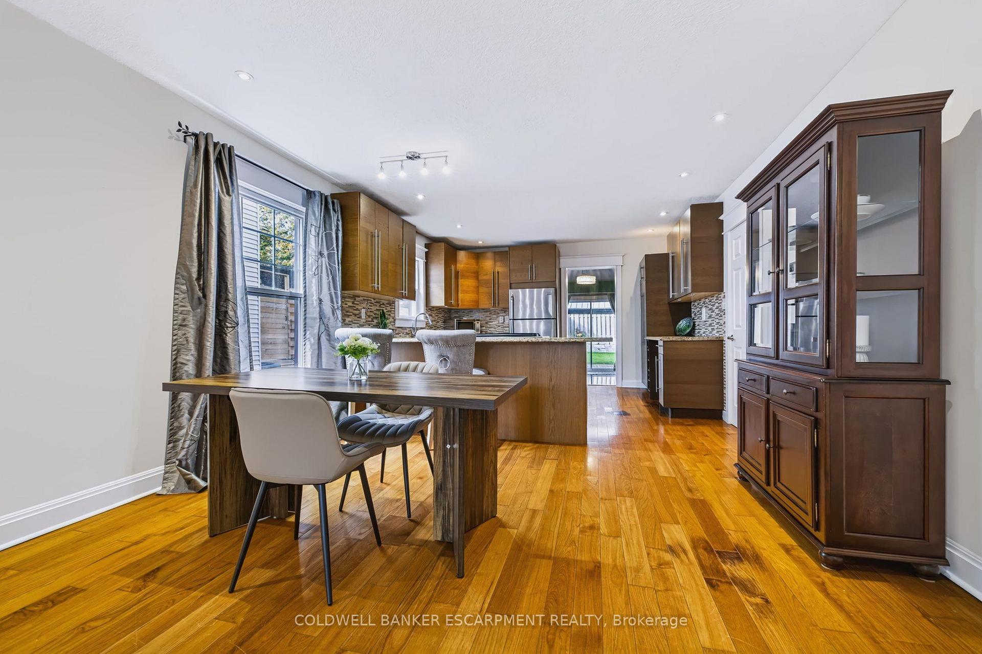 Photo 12 of 18 Lowrey Avenue N, Cambridge, East Galt — HOMEH