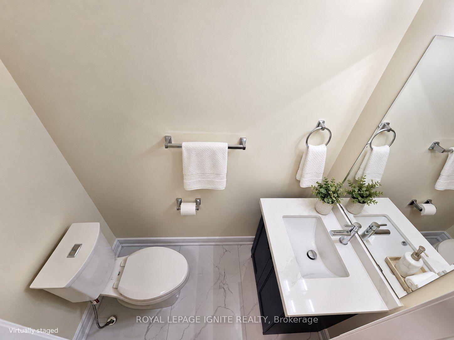 Photo 13 of 9 Trailview Terrace, Scarborough, Rouge — HOMEH