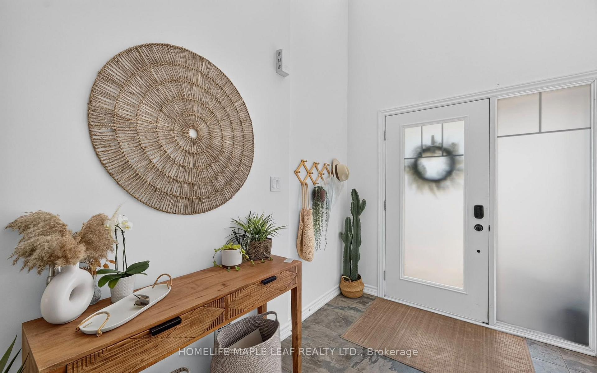 Photo 5 of 45 Wheatfield Road, Barrie, Rural Barrie Southeast — HOMEH
