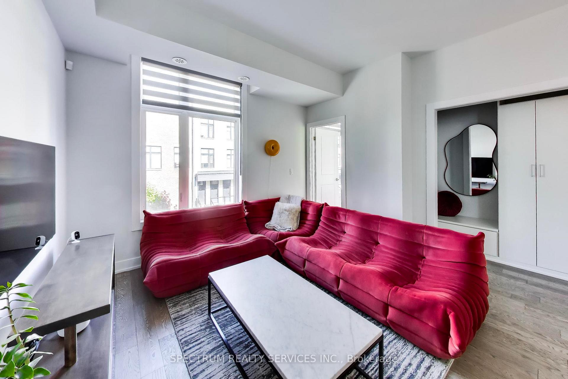 Photo 9 of Unit 224, 9560 Islington Avenue, Vaughan, Sonoma Heights — HOMEH