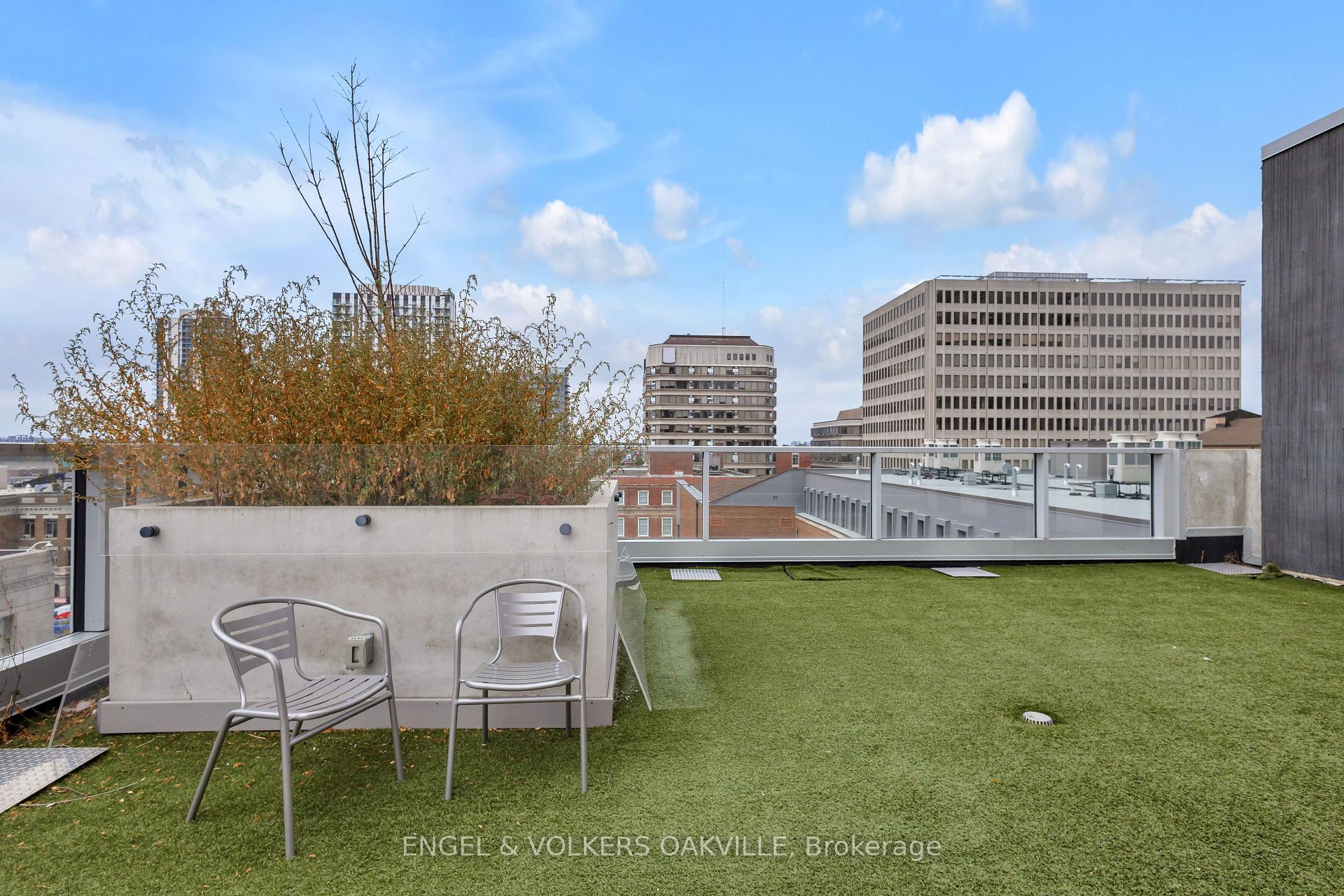 Photo 10 of Unit 3912, 60 Frederick Street, Kitchener, Civic Centre — HOMEH