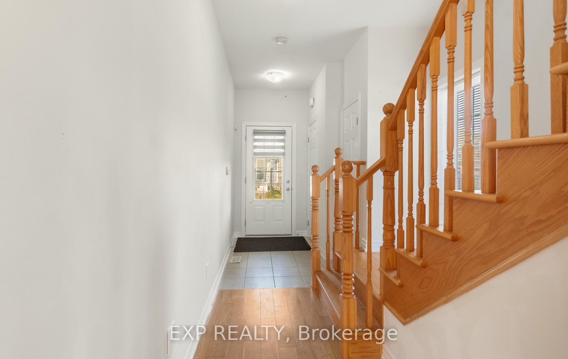 Photo 7 of Unit 10, 47 Madonna Drive, Hamilton, Hamilton Beach — HOMEH