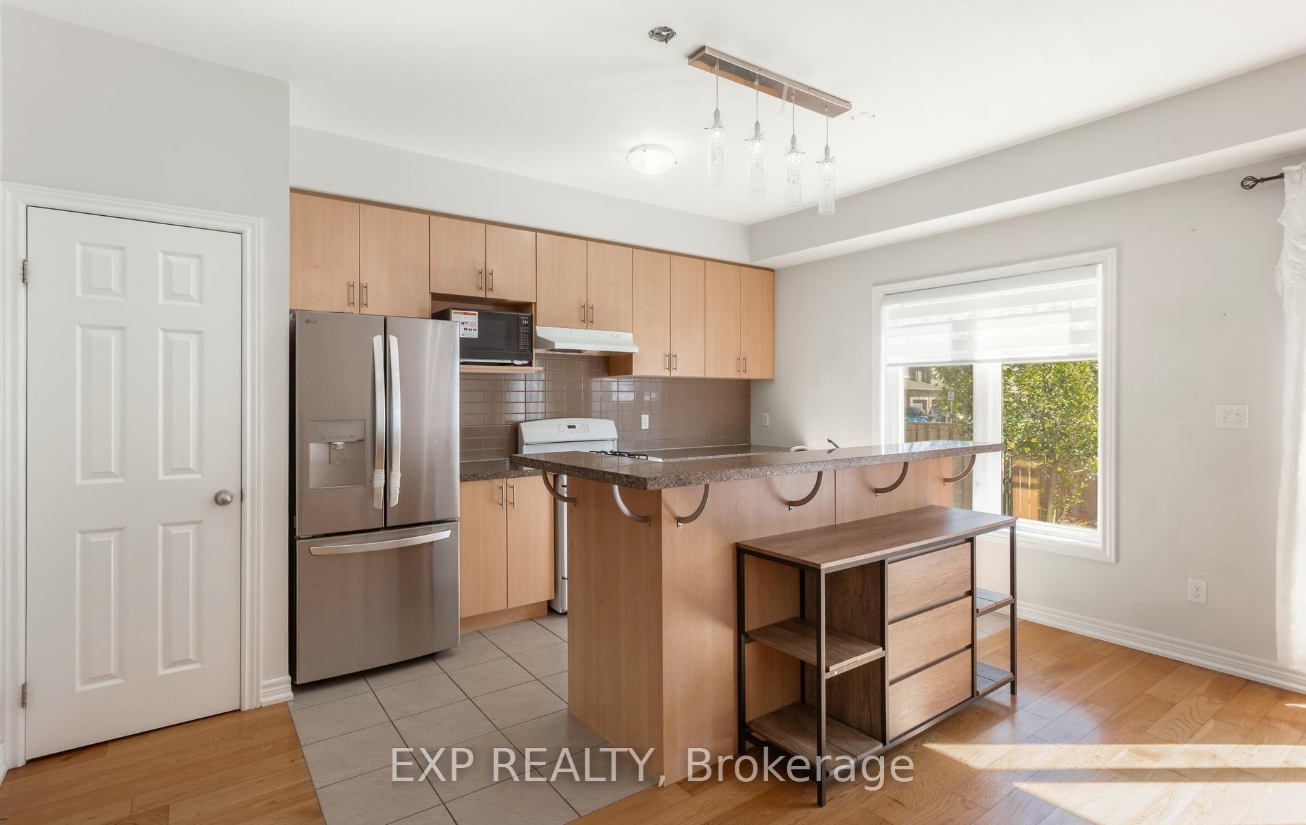 Photo 12 of Unit 10, 47 Madonna Drive, Hamilton, Hamilton Beach — HOMEH