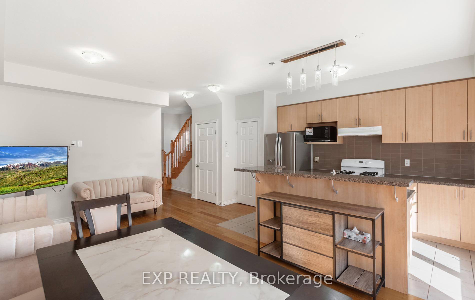 Photo 15 of Unit 10, 47 Madonna Drive, Hamilton, Hamilton Beach — HOMEH