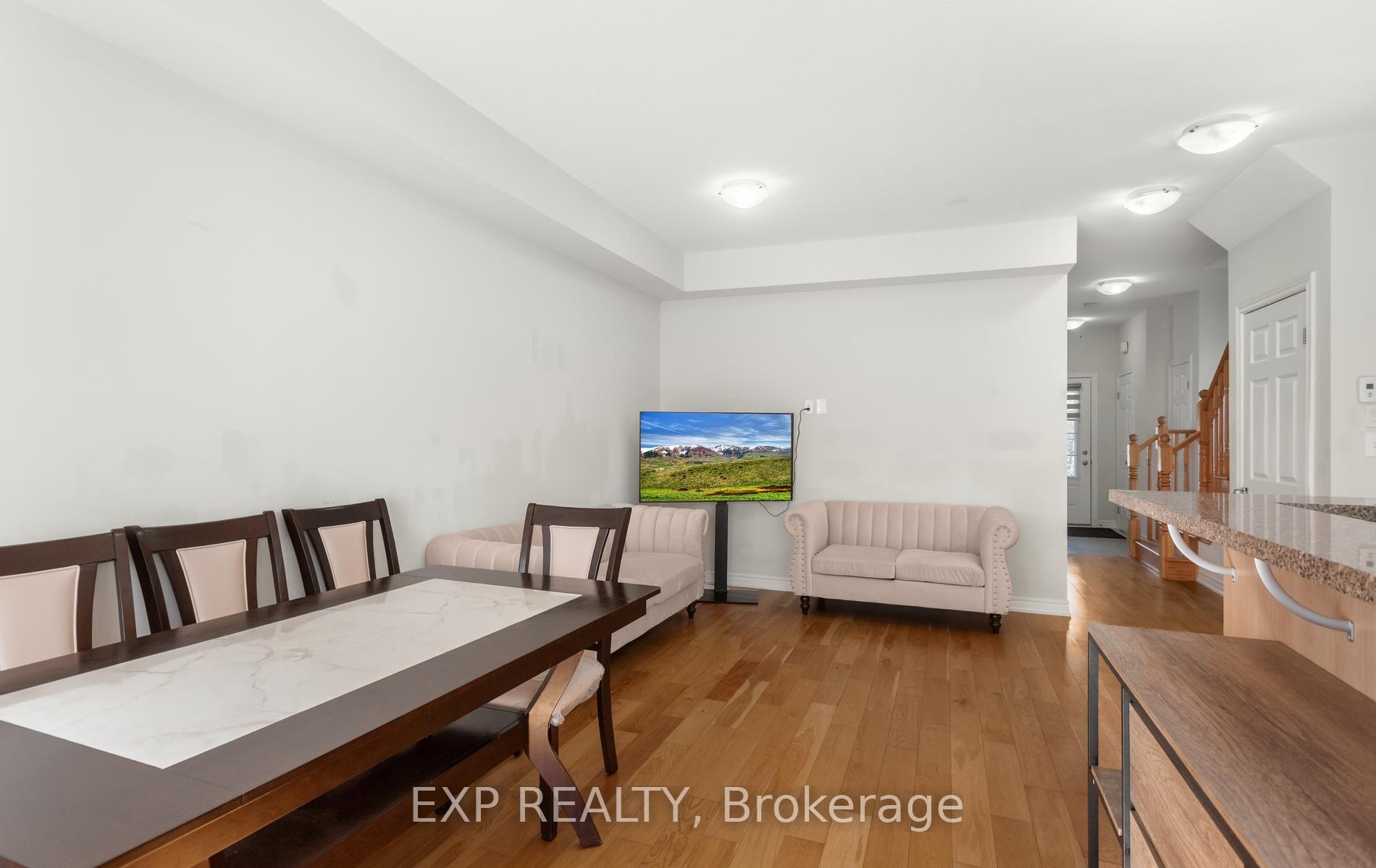 Photo 17 of Unit 10, 47 Madonna Drive, Hamilton, Hamilton Beach — HOMEH
