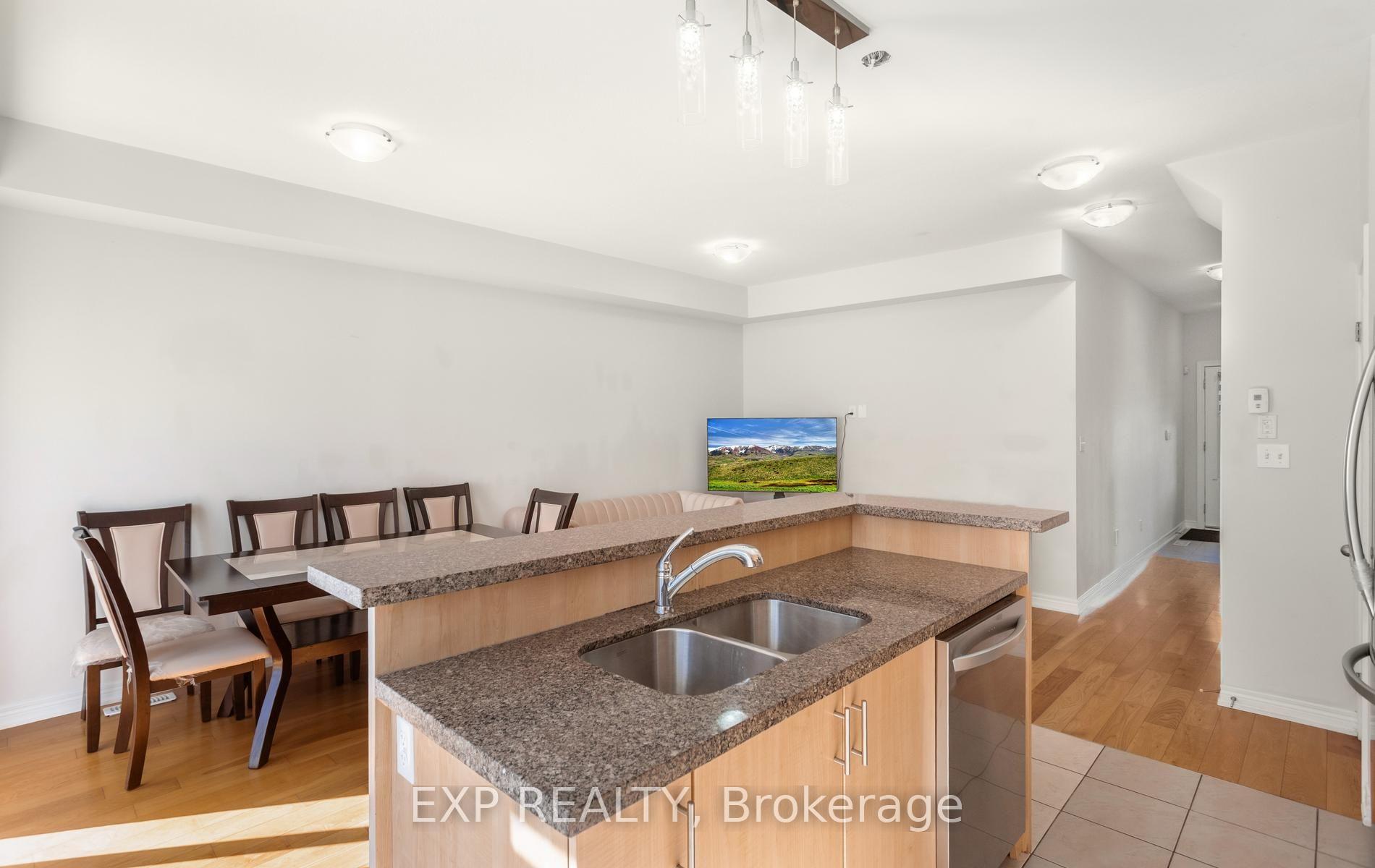 Photo 19 of Unit 10, 47 Madonna Drive, Hamilton, Hamilton Beach — HOMEH