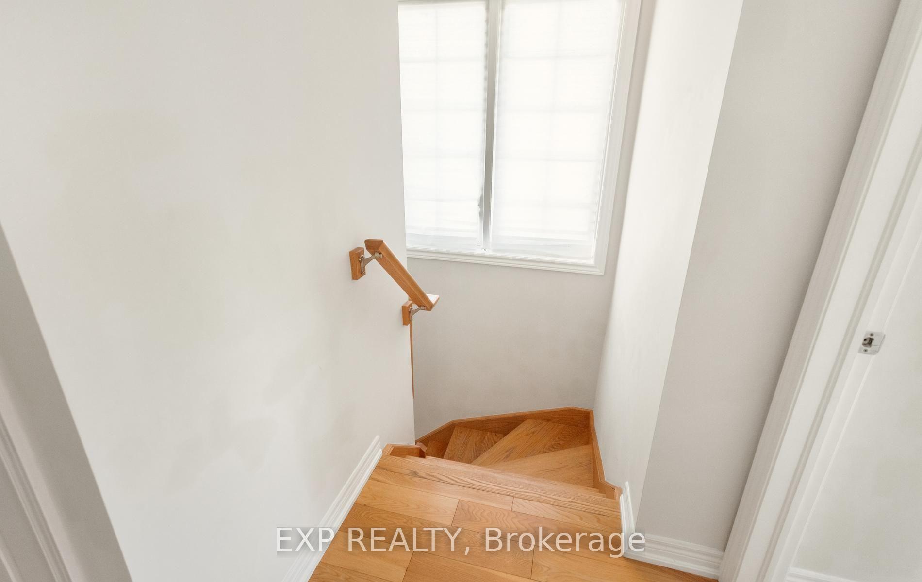 Photo 24 of Unit 10, 47 Madonna Drive, Hamilton, Hamilton Beach — HOMEH