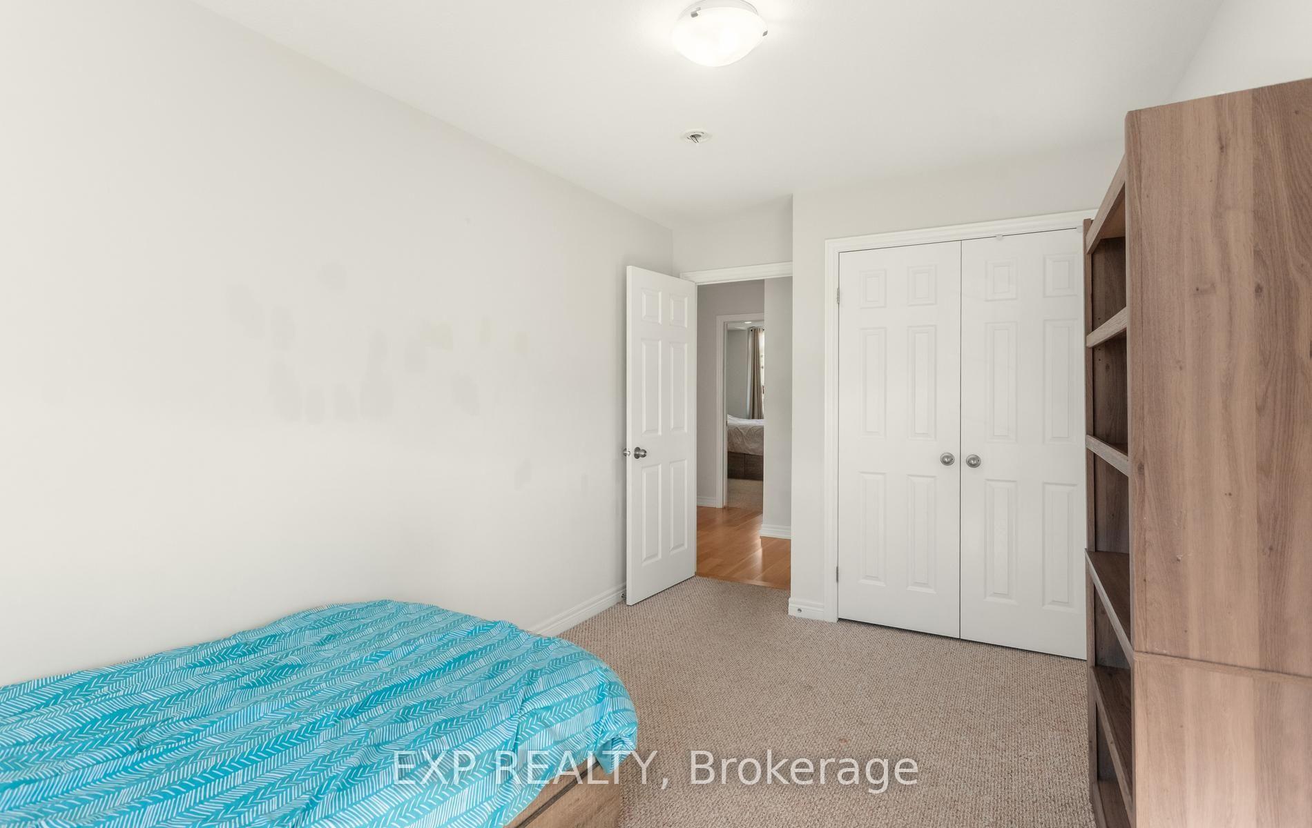 Photo 33 of Unit 10, 47 Madonna Drive, Hamilton, Hamilton Beach — HOMEH