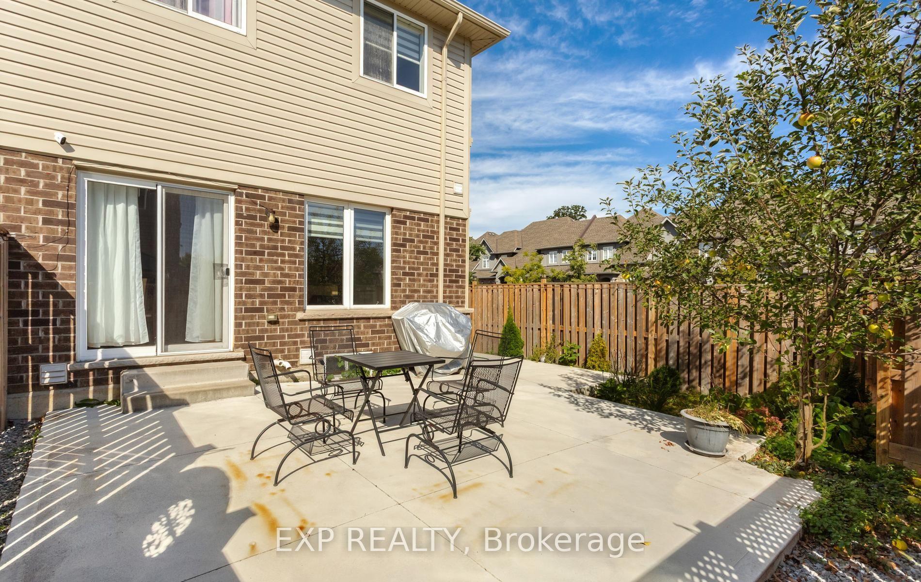 Photo 47 of Unit 10, 47 Madonna Drive, Hamilton, Hamilton Beach — HOMEH