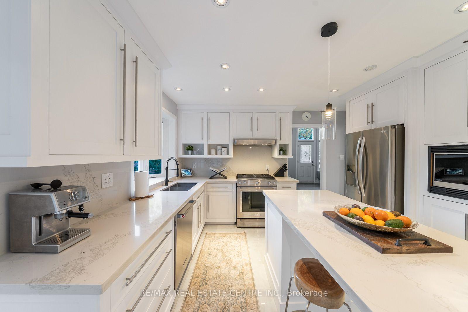 Photo 17 of 1 Cedar Drive, Caledon, Rural Caledon — HOMEH