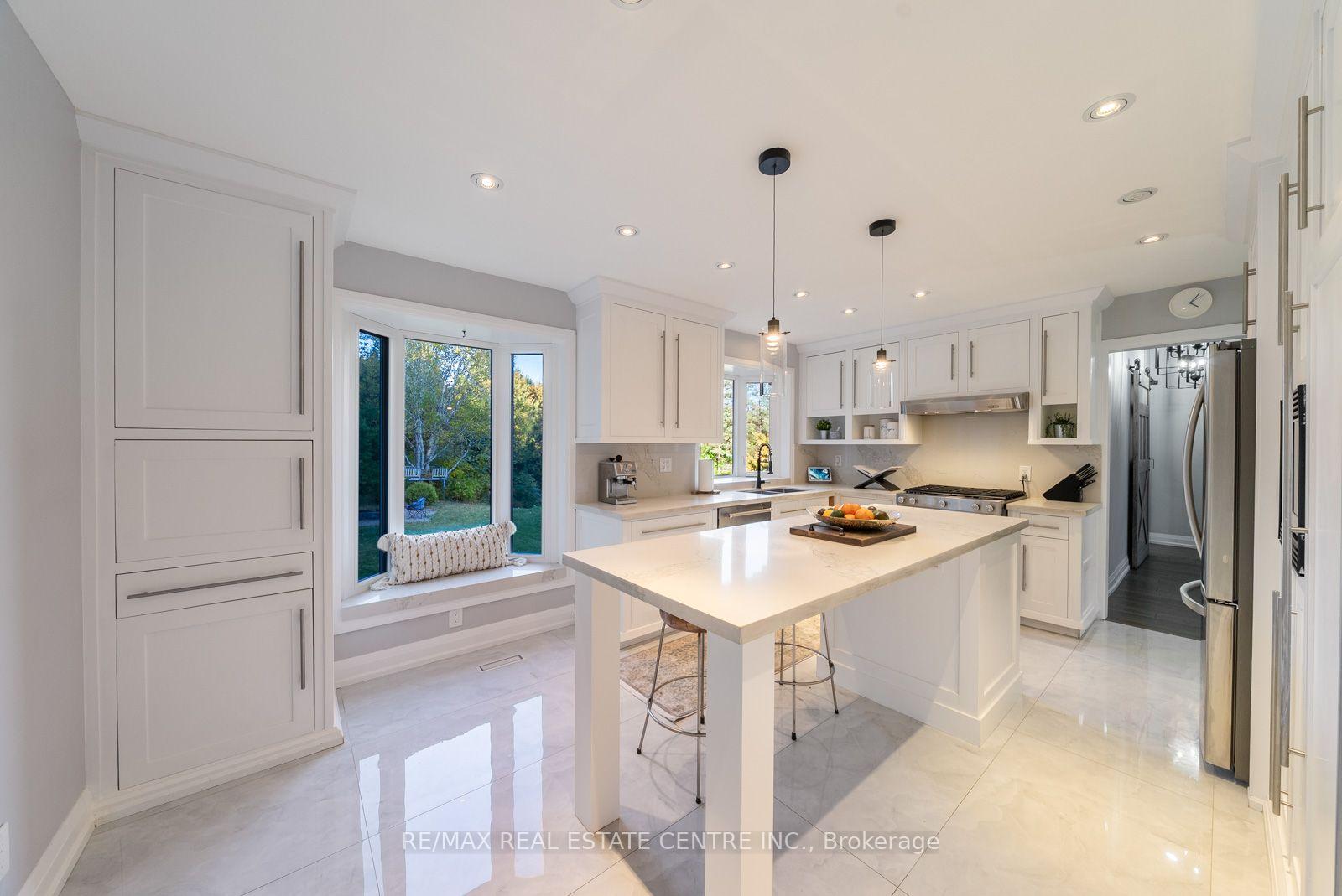 Photo 19 of 1 Cedar Drive, Caledon, Rural Caledon — HOMEH