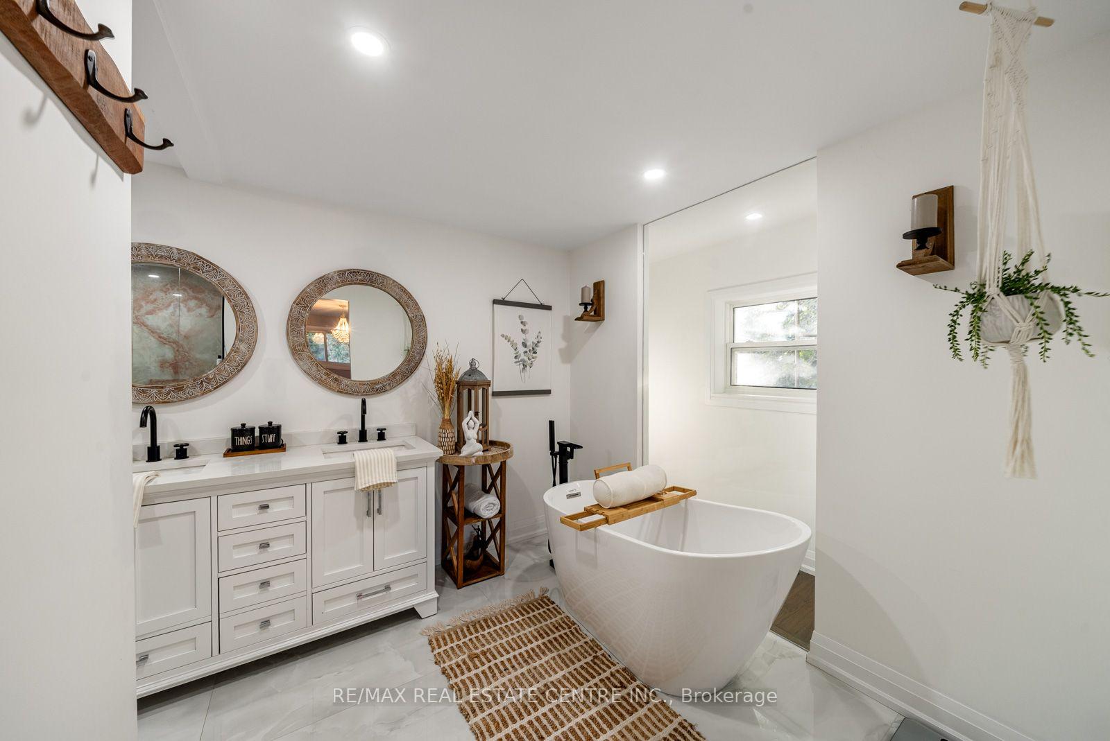 Photo 36 of 1 Cedar Drive, Caledon, Rural Caledon — HOMEH